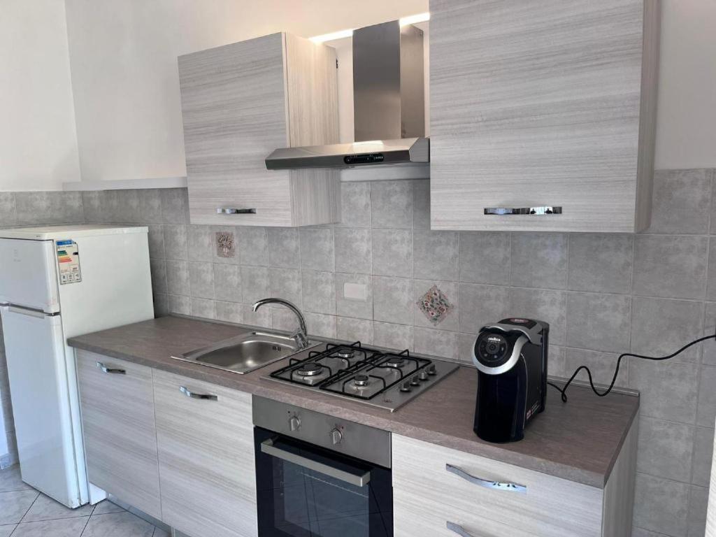 Fco Airport Titina'S House Apartment ฟิวมิชีโน ภายนอก รูปภาพ